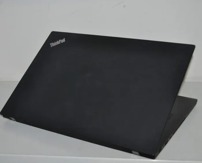 Ультрабук Lenovo ThinkPad T470 / 14" (1920x1080) TN / Intel Core i5-6300U (2 (4) ядра 2.4 - 3.0 GHz) / 16 GB DDR4 / 500 GB SSD / Intel HD Graphics 520 / Windows 11 Pro б/в - зображення 14