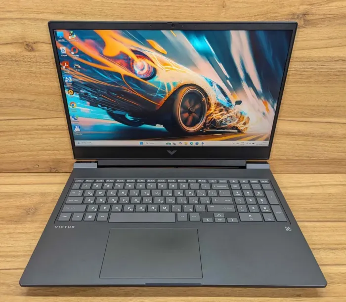 Ігровий ноутбук HP Victus 16-r0073cl / 16" (1920x1080) IPS / Intel Core i7-13700HX (16 (24) ядер по 1,5 - 5,0 ГГц) / 32 ГБ DDR5 / 1000 ГБ SSD / nVidia GeForce RTX 4060, 8 ГБ GDDR6, 128-біт / WebCam / Windows 11 б/в - зображення 2