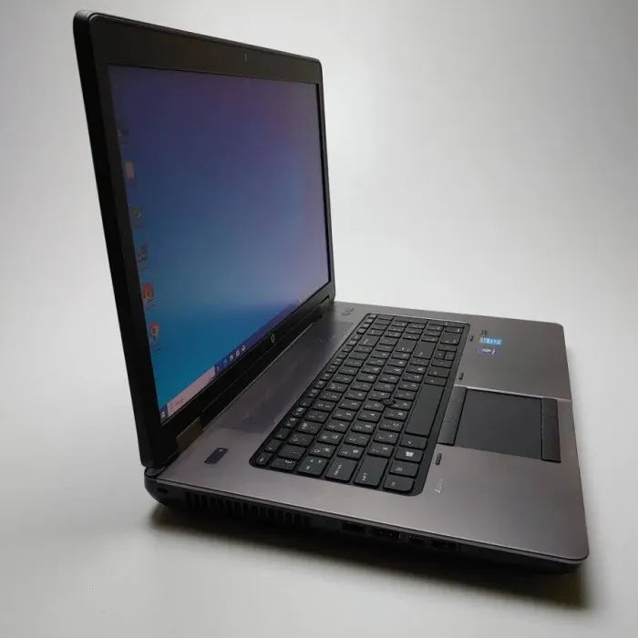 Робоча станція HP ZBook 17 G2 / 17.3" TN / Core i5-4310M (2(4) ядра по 2.7-3.4 GHz) / 16GB DDR3 / 512GB SSD / Quadro K1100M, 2GB GDDR5, 128-bit / WebCam / DVD-ROM / Win10 Pro б/в - зображення 4