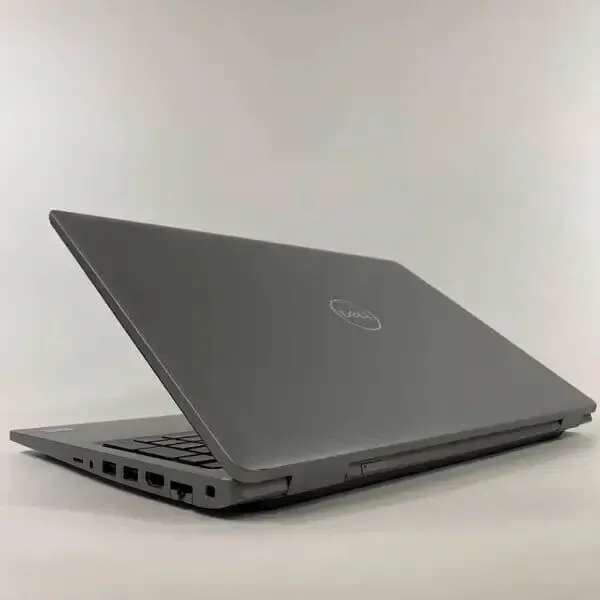 Ультрабук Б-клас Dell Latitude 5520 / 15.6" (1920x1080) IPS / Intel Core i5-1145G7 (4 (8) ядра по 2.6 - 4.4 GHz) / 16 GB DDR4 / 512 GB SSD / Intel Iris Xe Graphics / WebCam / HDMI б/в - зображення 8