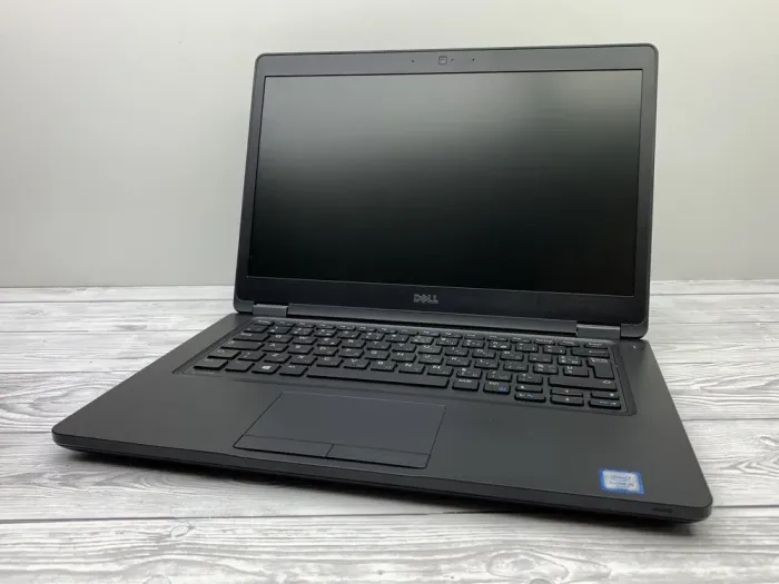 Ультрабук Б-клас Dell Latitude 5480 / 14" (1366x768) TN / Intel Core i5-6200U (2 (4) ядра по 2.3 - 2.8 GHz) / 8 GB DDR4 / 128 GB SSD / Intel HD Graphic 620 / WebCam б/в - зображення 3
