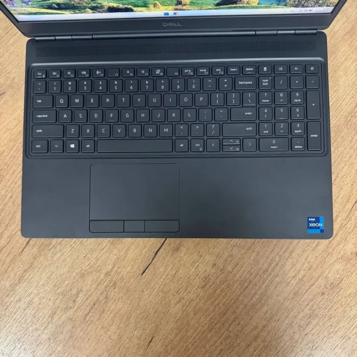 Мобільна робоча станція Dell Precision 7560 / 15.6" (3840x2160) IPS / Intel Xeon W-11855M (6 (12) ядер по 2.6 - 4.9 GHz) / 32 GB DDR4 / 1000 GB SSD / nVidia RTX A4000, 8 GB GDDR6, 256-bit / WebCam б/в - зображення 7