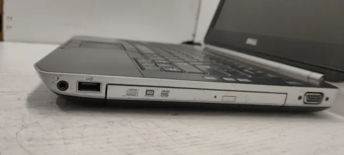 Ноутбук Б-класс Dell Latitude E5420 / 14" TN / Core i5-2520M (2(4) ядра по 2.5-3.2 GHz) / 4GB DDR3 / 320GB HDD / HD Graphics 3000 / DVD-RW б/в - зображення 5