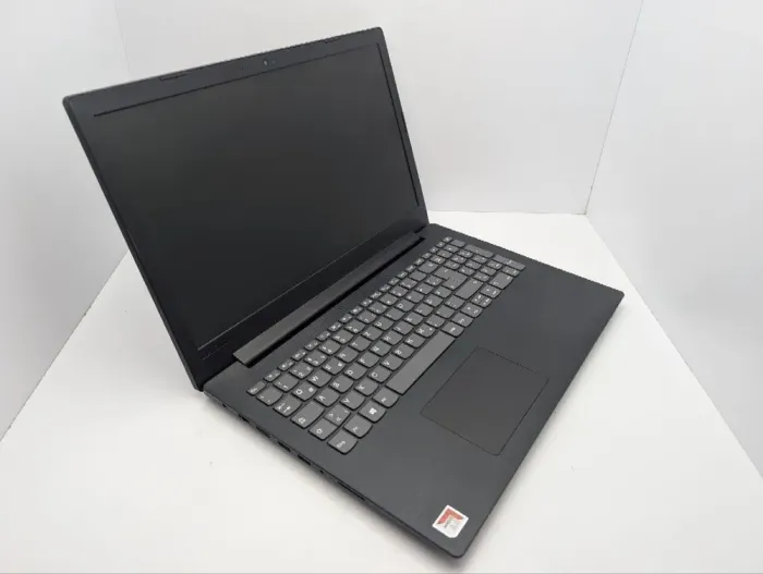 Ноутбук Lenovo V145-15AST / 15.6" (1366x768) TN / AMD A4-9125 (2 ядра по 2.3 GHz) / 8 GB DDR4 / 240 GB SSD / AMD Radeon R3 Graphics / WebCam / DVD-ROM б/в - зображення 6