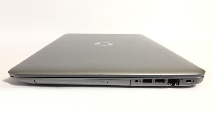 Ноутбук Б-клас HP ProBook 470 G4 / 17.3" (1920x1080) IPS / Intel Core i5-7200U (2 (4) ядра по 2.5 - 3.1 GHz) / 16 GB DDR4 / 256 GB SSD / nVidia GeForce 930MX, 2 GB DDR3, 64-bit / WebCam / DVD-ROM / Win 11 Pro б/в - зображення 5