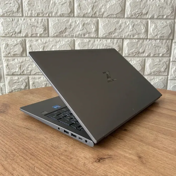 Мобільна робоча станція Б-клас HP ZBook Power 15 G9 / 15.6'' (1920x1080) IPS / Intel Core i7-12700H (14 (20) ядер по 3.5 - 4.7 GHz) / 16 GB DDR5 / 512 GB SSD / nVidia RTX A1000, 4 GB GDDR6, 128-bit / WebCam б/в - зображення 6