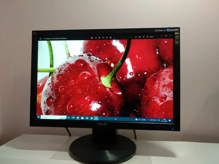 Монітор Asus VW193D-B / 19" (1440x900) TN+film / VGA / VESA 100x100 б/в - зображення 3