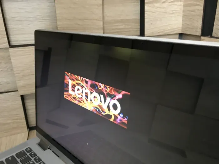 Ноутбук-трансформер Б-класс Lenovo IdeaPad Flex 5 14IIL05 / 14" (1920x1080) IPS Touch / Intel Core i5-1035G1 (4 (8) ядра по 1.0 - 3.6 GHz) / 16 GB DDR4 / 256 GB SSD M.2 / Intel UHD Graphics / WebCam / HDMI б/в - зображення 10