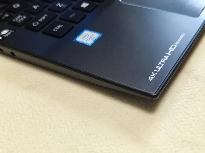 Нетбук-трансформер Toshiba Radius 12 P25W 2-in-1 / 12.5" (3840x2160) IPS Touch / Intel Core i7-6500U (2 (4) ядра по 2.5 - 3.1 GHz) / 8 GB DDR4 / 256 GB SSD / Intel HD Graphics 520 / WebCam б/в - зображення 4