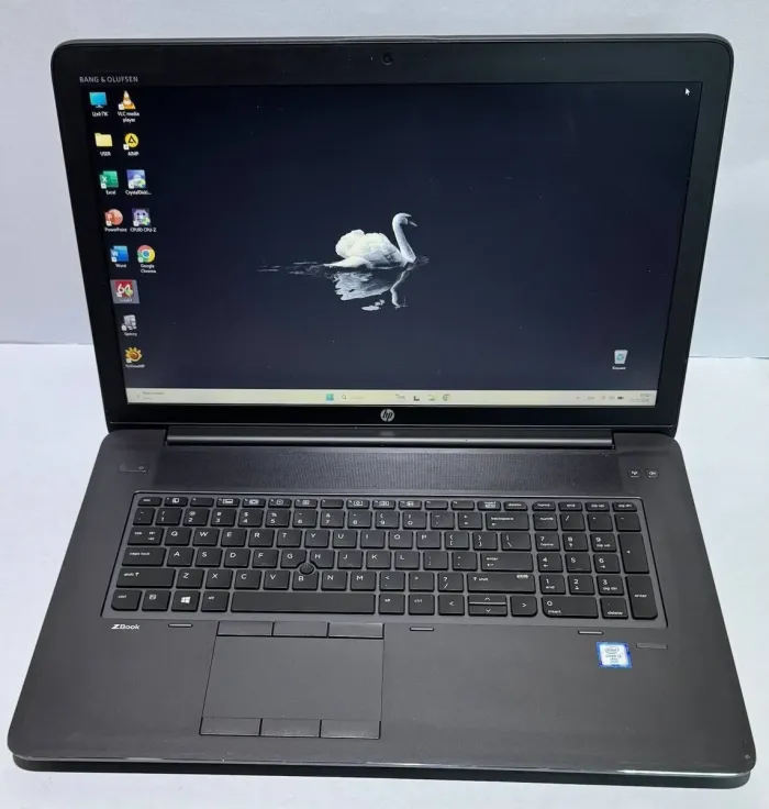 Мобільна робоча станція HP Zbook 17 G3 / 17,3" (1600x900) TN / Intel Core i5-6440HQ (4 ядра по 2,6 - 3,5 ГГц) / 16 ГБ DDR4 / 256 ГБ SSD M.2 / nVidia Quadro M1000M, 2 ГБ GDDR5, 128-біт / WebCam б/в - зображення 2