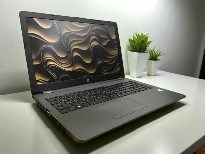 Ноутбук Б-клас HP 250 G6 / 15.6" (1920x1080) TN / Intel Core i3-6006U (2 (4) ядра по 2.0 GHz) / 8 GB DDR4 / 120 GB SSD / Intel HD Graphics 520 / WebCam б/в - зображення 9