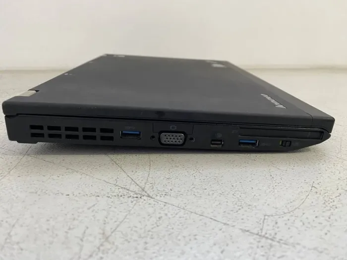 Нетбук Б-клас Lenovo ThinkPad X230 / 12.5" (1366x768) TN / Intel Core i7-3520M (2 (4) ядра по 2.9 - 3.6 GHz) / 8 GB DDR3 / 192 GB SSD / Intel HD Graphics 4000 / WebCam б/в - зображення 5