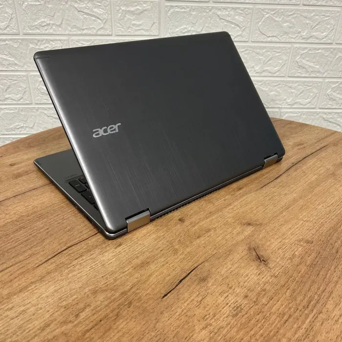 Ноутбук-трансформер Acer Aspire R5-571T / 15.6" (1920x1080) IPS Touch / Intel Core i5-7200U (2 (4) ядра по 2.5 - 3.1 GHz) / 8 GB DDR4 / 512 GB SSD / Intel HD Graphics 620 / WebCam б/в - зображення 6
