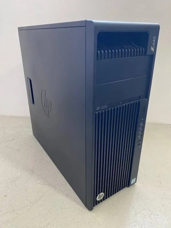 Робоча станція HP Z440 Workstation Tower / Intel Xeon E5-2683 v3 (14 (28) ядер по 2.0 - 3.0 GHz) / 64 GB DDR4 / 256 GB SSD / nVidia Quadro P5000, 16 GB GDDR5X, 256-bit / DVD-ROM б/в - зображення 3