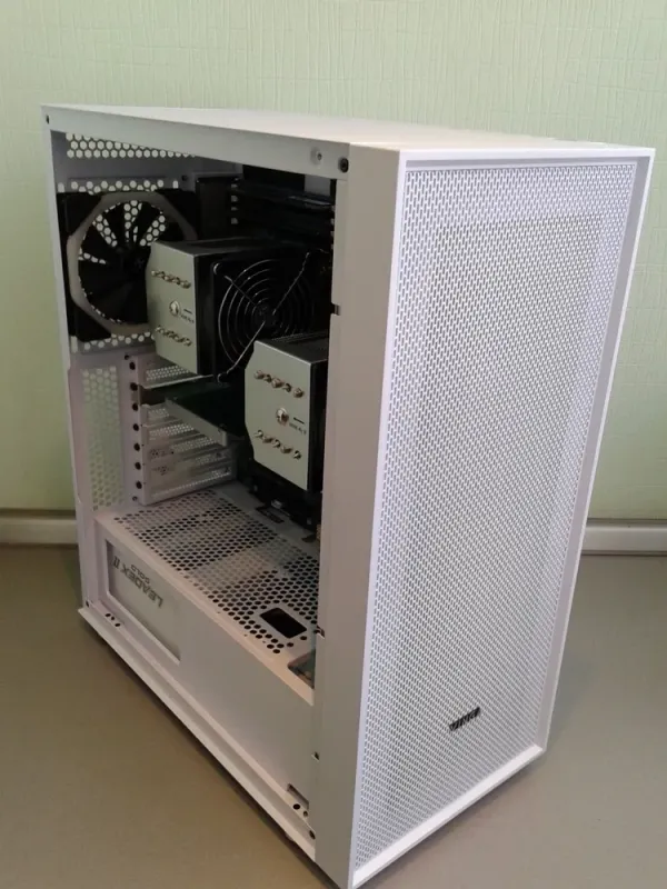 Сервер Vinga Mid Tower / 2x Intel Xeon E5-2680 v4 (14 (28) ядер по 2.4 - 3.3 GHz) / 128 GB DDR4 / 2 TB HDD / 1000W б/в - зображення 2