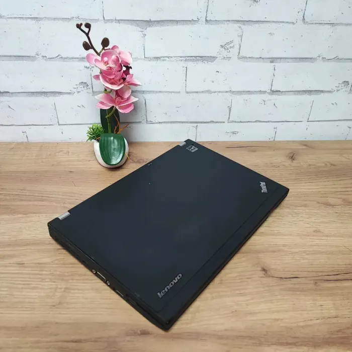 Нетбук Lenovo ThinkPad X220 / 12.5" (1366x768) TN / Intel Core i5-2520M (2 (4) ядра по 2.5 - 3.2 GHz) / 8 GB DDR3 / 128 GB SSD / Intel HD Graphics 3000 / WebCam б/в - зображення 7