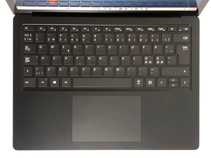 Ультрабук Б-класс Microsoft Surface Laptop 3 1868 / 13.5" (2256x1504) IPS Touch / Intel Core i5-1035G7 (4 (8) ядра по 1.2 - 3.7 GHz) / 16 GB DDR4 / 256 GB SSD NVMe / Intel Iris Plus Graphics / WebCam / Win 11 Pro б/в - зображення 10