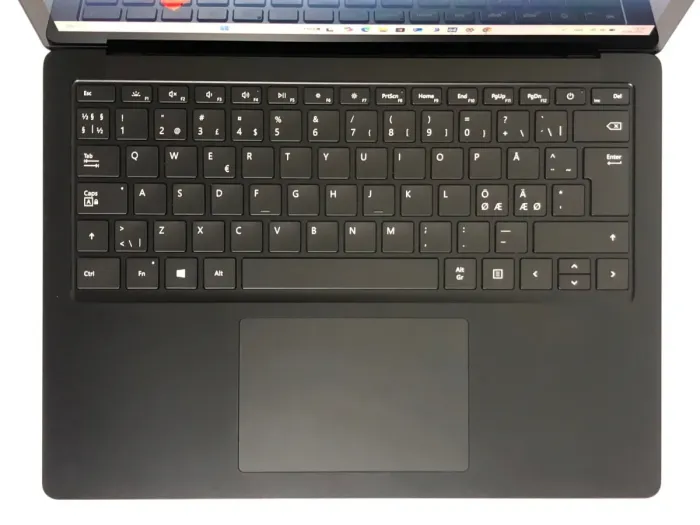 Ультрабук Б-класс Microsoft Surface Laptop 3 1868 / 13.5" (2256x1504) IPS Touch / Intel Core i5-1035G7 (4 (8) ядра по 1.2 - 3.7 GHz) / 16 GB DDR4 / 256 GB SSD NVMe / Intel Iris Plus Graphics / WebCam / Win 11 Pro б/в - зображення 10