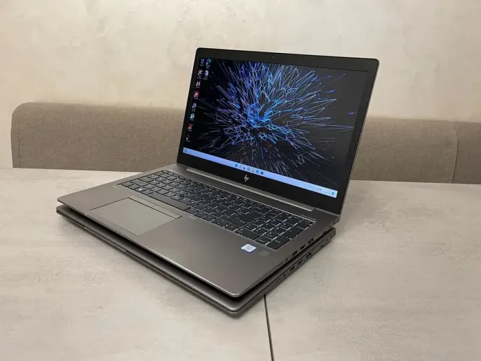 Ігровий ноутбук HP Zbook 15u G5 / 15.6" (1920x1080) IPS / Intel Core i7-8650U (4 (8) ядра по 1.9-4.2 GHz) / 32 GB DDR4 / 512 GB SSD M.2 / Radeon Pro WX 3100, 2 GB DDR5, 128-bit / WebCam б/в - зображення 5