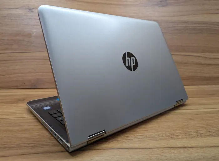 Ноутбук-трансформер HP Pavilion x360 m3 Convertible / 13.3" (1366x768) IPS Touch / Intel Core i3-6100U (2 (4) ядра по 2.3 GHz) / 8 GB DDR4 / 240 GB SSD / Intel HD Graphics 520 / WebCam / Windows 10 б/в - зображення 7