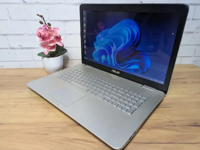 Ноутбук Б-клас Asus N751J / 17.3" (1600x900) TN / Intel Core i7-4710HQ (4 (8) ядра по 2.5 - 3.5 GHz) / 12 GB DDR3 / 128 GB SSD / nVidia GeForce GTX 850M, 2 GB GDDR3, 128-bit / WebCam / DVD-ROM б/в - зображення 7