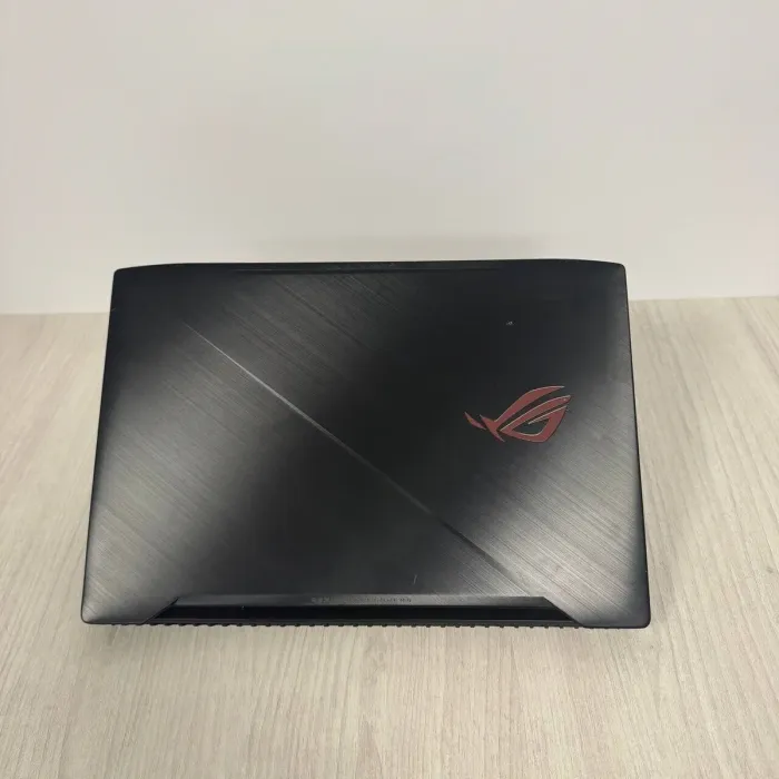 Ігровий ноутбук Б-класу Asus ROG Strix GL503VD / 15,6" (1920x1080) IPS / Intel Core i7-7700HQ (4 (8) ядра по 2,8 - 3,8 ГГц) / 8 ГБ DDR4 / 256 ГБ SSD / nVidia GeForce GTX 1050, 4 ГБ GDDR5, 128-біт / WebCam б/в - зображення 6