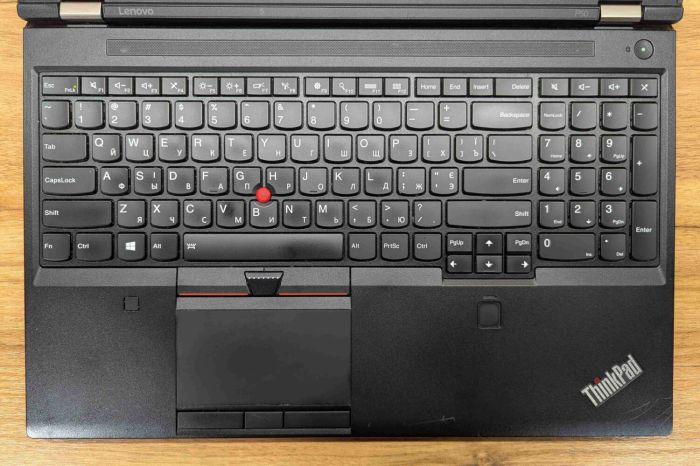 Мобільна робоча станція Lenovo ThinkPad P50 / 15,6" (1920x1080) IPS / Intel Core i7-6820HQ (4 (8) ядра по 2,7 - 3,6 ГГц) / 16 ГБ DDR4 / 512 ГБ SSD / nVidia Quadro M1000M, 4 ГБ GDDR5, 128-біт / TouchID / WebCam / Windows 10 б/в - зображення 3