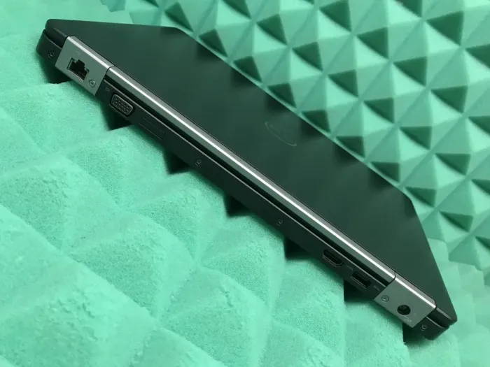 Ноутбук Б-клас Dell Latitude E5470 / 14" IPS / Core i5-6300HQ (4 ядра по 2.3-3.2GHz) / 8GB DDR4 / 180GB SSD / HD Graphics 530 / WebCam / HDMI / Win 10 б/в - зображення 9