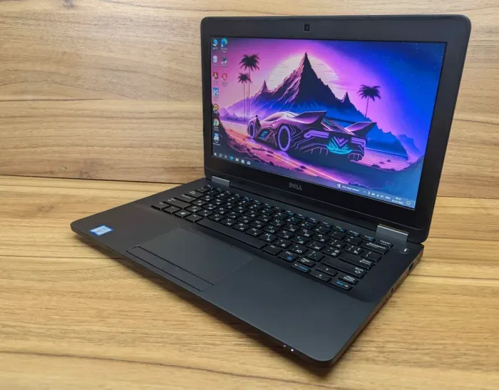 Нетбук Dell Latitude E7270 / 12.5" (1366x768) TN / Intel Core i7-6600U (2 (4) ядра по 2.6 - 3.4 GHz) / 8 GB DDR4 / 256 GB SSD / Intel HD Graphics 520 / HDMI / WebCam / Windows 10 б/в - зображення 5