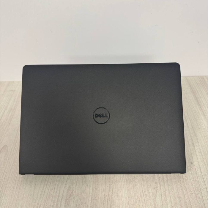 Ноутбук Dell Inspiron 3567 / 15.6" (1366x768) TN / Intel Core i5-7200U (2 (4) ядра по 2.5 - 3.1 GHz) / 8 GB DDR4 / 256 GB SSD / Intel HD Graphics 620 / WebCam б/в - зображення 8