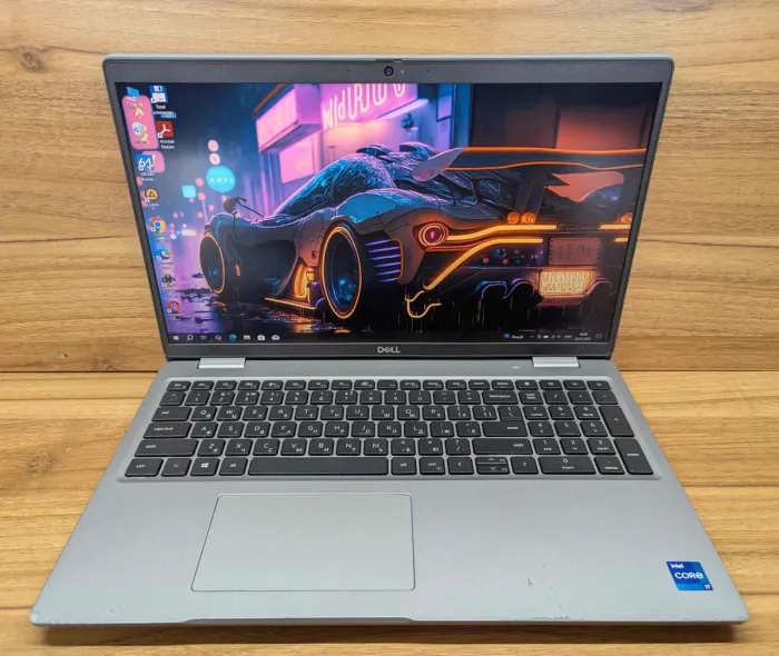 Ноутбук робоча станція Dell Precision 3560 / 15.6" (1920x1080) IPS / Intel Core i7-1165G7 (4 (8) ядра по 2.8 - 4.7 GHz) / 32 GB DDR4 / 512 GB SSD / nVidia T500, 2 GB GDDR6, 64-bit / WebCam / HDMI / Windows 10 б/в - зображення 2