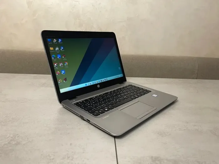 Ультрабук HP EliteBook 840 G4 / 14" (1920x1080) TN / Intel Core i5-7300U (2 (4) ядра по 2.6 - 3.5 GHz) / 8 GB DDR4 / 128 GB SSD M.2 / Intel HD Graphics 620 / WebCam / DisplayPort б/в - зображення 3
