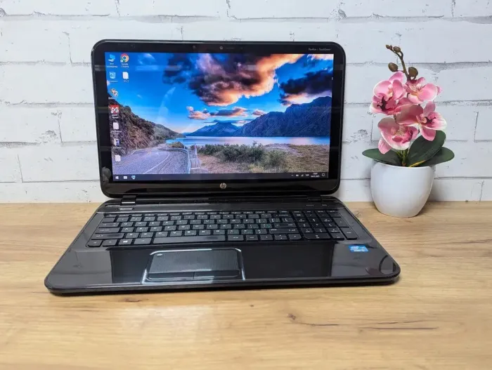 Ноутбук Б-клас HP Pavilion ProtectSmart / 15.6" (1366x768) TN / Intel Core i5-3337U (2 (4) ядра по 1.8 - 2.7 GHz) / 8 GB DDR3 / 128 GB SSD / Intel HD Graphics 4000 / WebCam б/в - зображення 2