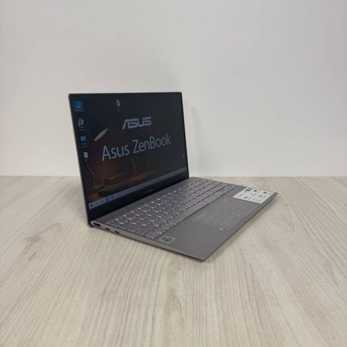 Ультрабук Asus ZenBook 13 UX325JA / 13.3" (1920x1080) IPS / Intel Core i5-1035G1 (4 (8) ядра по 1.0 - 3.6 GHz) / 8 GB DDR4 / 256 GB SSD NVMe / Intel UHD Graphics / WebCam б/в - зображення 3