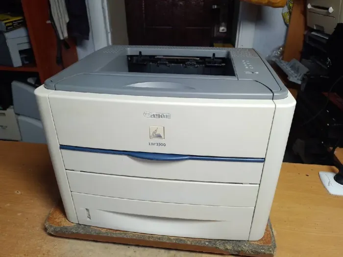 Принтер Canon i-SENSYS LBP3300 / Лазерний монохромний друк / 600 x 600 dpi / A4 / 21 стор/хв / USB 2.0 / Дуплекс б/в - зображення 2