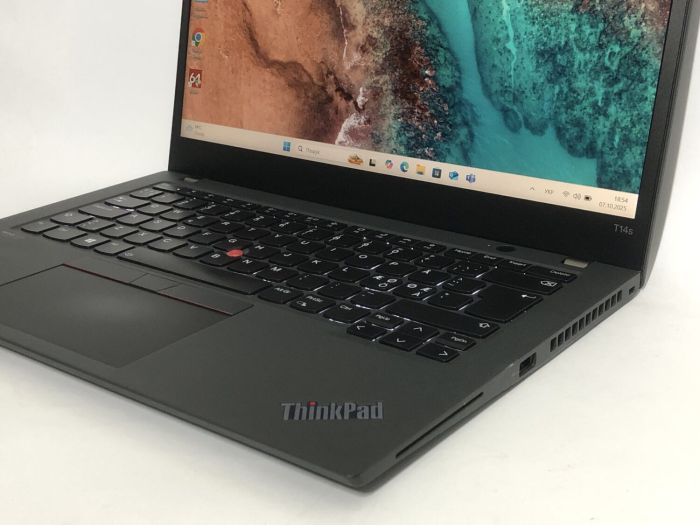 Ультрабук Б-клас Lenovo ThinkPad T14s Gen 2 / 14" (1920x1080) IPS / Intel Core i5-1135G7 (4 (8) ядра по 2.4 - 4.2 GHz) / 16 GB DDR4 / 256 GB SSD / Intel Iris Xe Graphics / WebCam / Win 11 Pro б/в - зображення 9