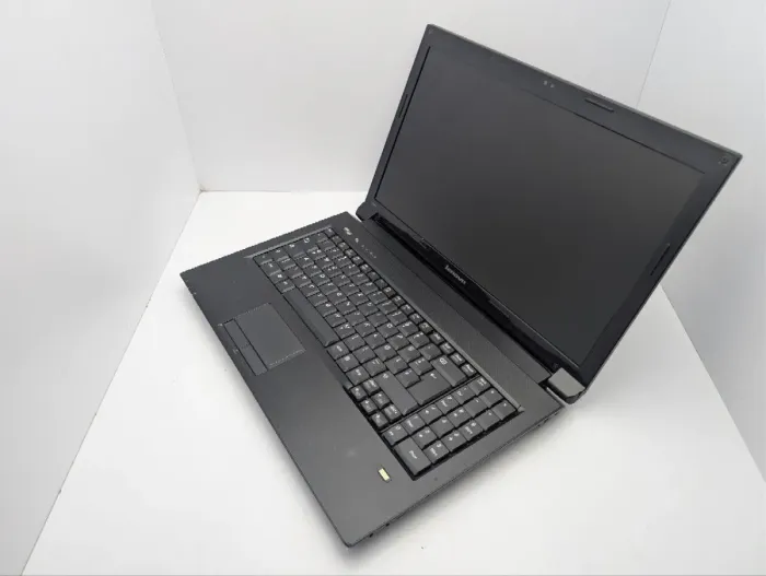 Ноутбук Lenovo B560 / 15.6" (1366x768) TN / Intel Core i5-480M (2 (4) ядра по 2.6 - 2.9 GHz) / 6 GB DDR3 / 320 GB HDD / Intel HD Graphics / WebCam / DVD-ROM б/в - изображение 7