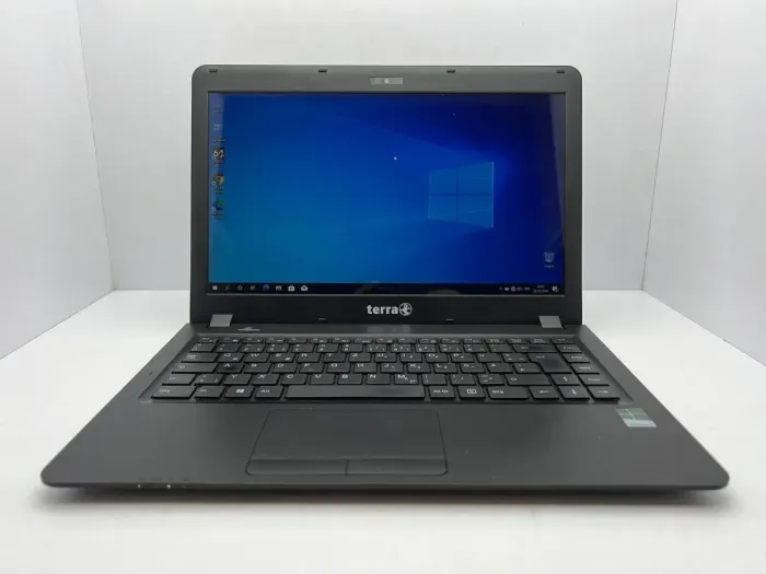 Ноутбук Terra Mobile EA B21 / 14" (1366x768) TN / Intel Celeron N2840 (2 ядра по 2.16 - 2.58 GHz) / 2 GB DDR3 / 120 GB SSD / Intel HD Graphics / WebCam б/в - зображення 2