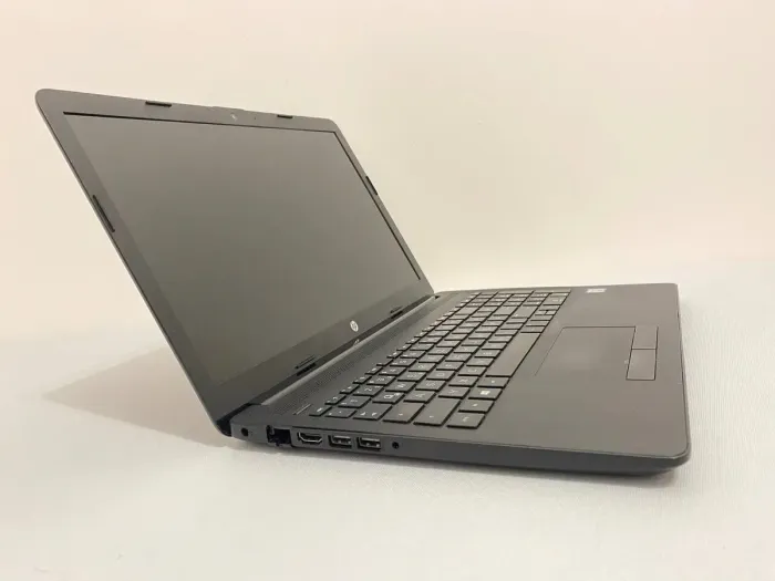Ноутбук НР 15 da0xxx / 15.6" (1920x1080) TN / Intel Core i5-8250U (4 (8) ядра по 1.6 - 3.4 GHz) / 8 GB DDR4 / 256 GB SSD M.2 / Intel UHD Graphics 620 / WebCam / DVD-ROM б/в - зображення 5