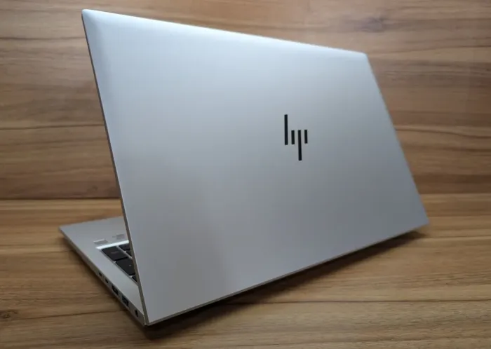 Ультрабук HP EliteBook 850 G7 / 15.6" (1920x1080) IPS / Intel Core i7-10610U (4 (8) ядра по 1.8 - 4.9 GHz) / 16 GB DDR4 / 480 GB SSD / Intel UHD Graphics / WebCam / TouchID / Windows 10 б/в - зображення 7