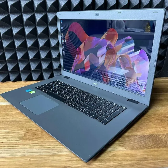 Ноутбук Acer Aspire E5-772 / 17.3" (1600x900) TN / Intel Core i3-5005U (2 (4) ядра по 2.0 GHz) / 8 GB DDR3 / 256 GB SSD / nVidia GeForce 920M, 4 GB GDDR3, 64-bit / WebCam / DVD-ROM б/в - зображення 6