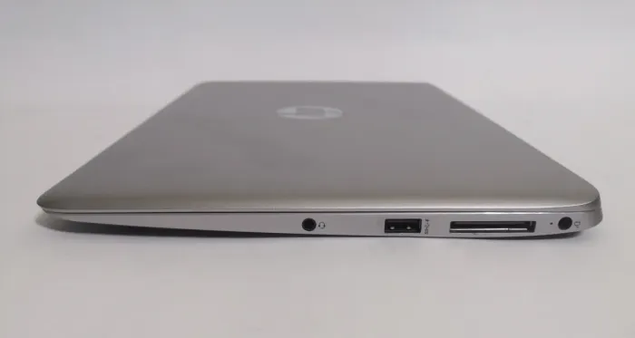 Ультрабук Б-клас HP EliteBook 1030 G1 / 13.3" (1920x1080) IPS / Intel Core m5-6Y54 (2 (4) ядра по 1.1 - 2.7 GHz) / 8 GB DDR3 / 256 GB SSD / Intel HD Graphics 515 / WebCam / HDMI / Windows 10 Pro б/в - зображення 7