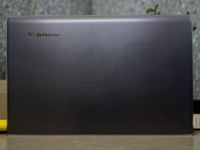 Ноутбук Lenovo G770 / 17.3" (1600x900) TN / Intel Pentium B960 (2 ядра по 2.2 GHz) / 8 GB DDR3 / 120 GB SSD / Intel HD Graphics / WebCam б/в - изображение 4