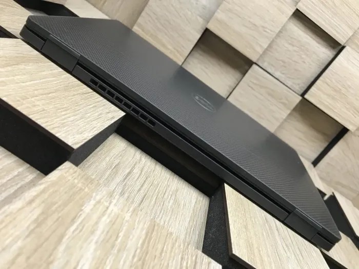 Ультрабук Б-клас Dell Latitude 7410 / 14" (1920x1080) IPS / Intel Core i5-10310U (4 (8) ядра по 1.7 - 4.4 GHz) / 16 GB DDR4 / 256 GB SSD M.2 / Intel UHD Graphics / WebCam / USB 3.2 / HDMI / Windows 10 б/в - зображення 7