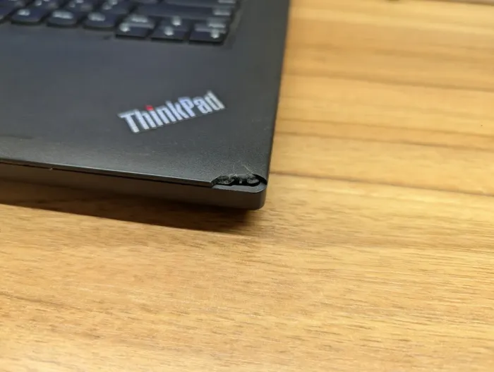 Ноутбук Б-клас Lenovo ThinkPad L460 / 14" (1366x768) TN / Intel Core i5-6200U (2 (4) ядра по 2.3 - 2.8 GHz) / 8 GB DDR3 / 240 GB SSD / Intel HD Graphics 520 / WebCam / Windows 10 б/в - зображення 4