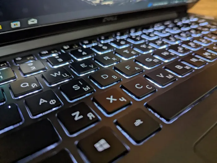 Ультрабук Dell Latitude 7400 / 14" (1920x1080) IPS / Intel Core i5-8365U (4 (8) ядра по 1.6 - 4.1 GHz) / 16 GB DDR4 / 512 GB SSD / Intel UHD Graphics / WebCam / TouchID / Windows 10 б/в - зображення 6