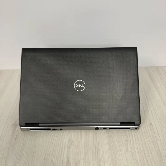 Мобільна робоча станція Dell Precision 7740 / 17,3" (1920x1080) IPS / Intel Core i5-9400H (4 (8) ядра по 2,5 - 4,3 ГГц) / 32 ГБ DDR4 / 512 ГБ SSD NVMe / nVidia Quadro RTX 3000, 6 ГБ GDDR6, 192-біт б/в - зображення 3