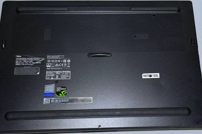 Ігровий ноутбук Б-клас MSI GS65 Stealth Thin 8RF / 15.6" (1920x1080) IPS / Intel Core i7-8750H (6 (12) ядер по 2.2 - 4.1 GHz) / 32 GB DDR4 / 512 GB SSD / nVidia GeForce GTX 1070 Max-Q, 8 GB GDDR5, 256-bit / WebCam / Win 11 Pro б/в - зображення 7