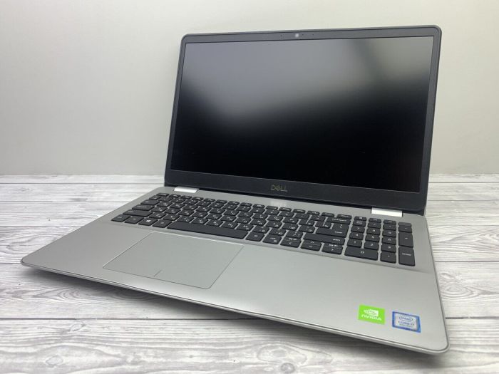 Ноутбук Dell Inspiron 15 5584 / 15.6" (1920x1080) IPS / Intel Core i7-8565U (4 (8) ядер по 1.8 - 4.6 GHz) / 8 GB DDR4 / 240 GB SSD + 750 GB HDD / nVidia GeForce MX130, 2 GB GDDR5, 64-bit / WebCam б/в - зображення 3