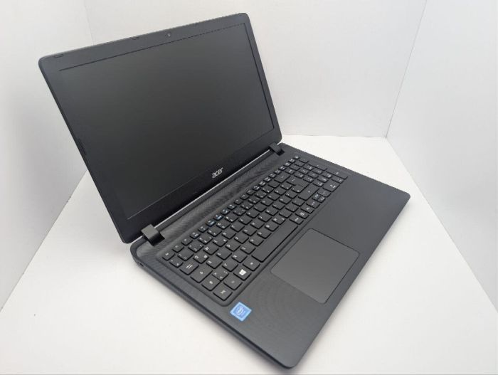 Ноутбук Acer Aspire ES1-533 / 15.6" (1366x768) TN / Intel Celeron N3450 (4 ядра по 1.1 - 2.2 GHz) / 6 GB DDR3 / 120 GB SSD / Intel HD Graphics 500 / WebCam / DVD-ROM б/в - зображення 6